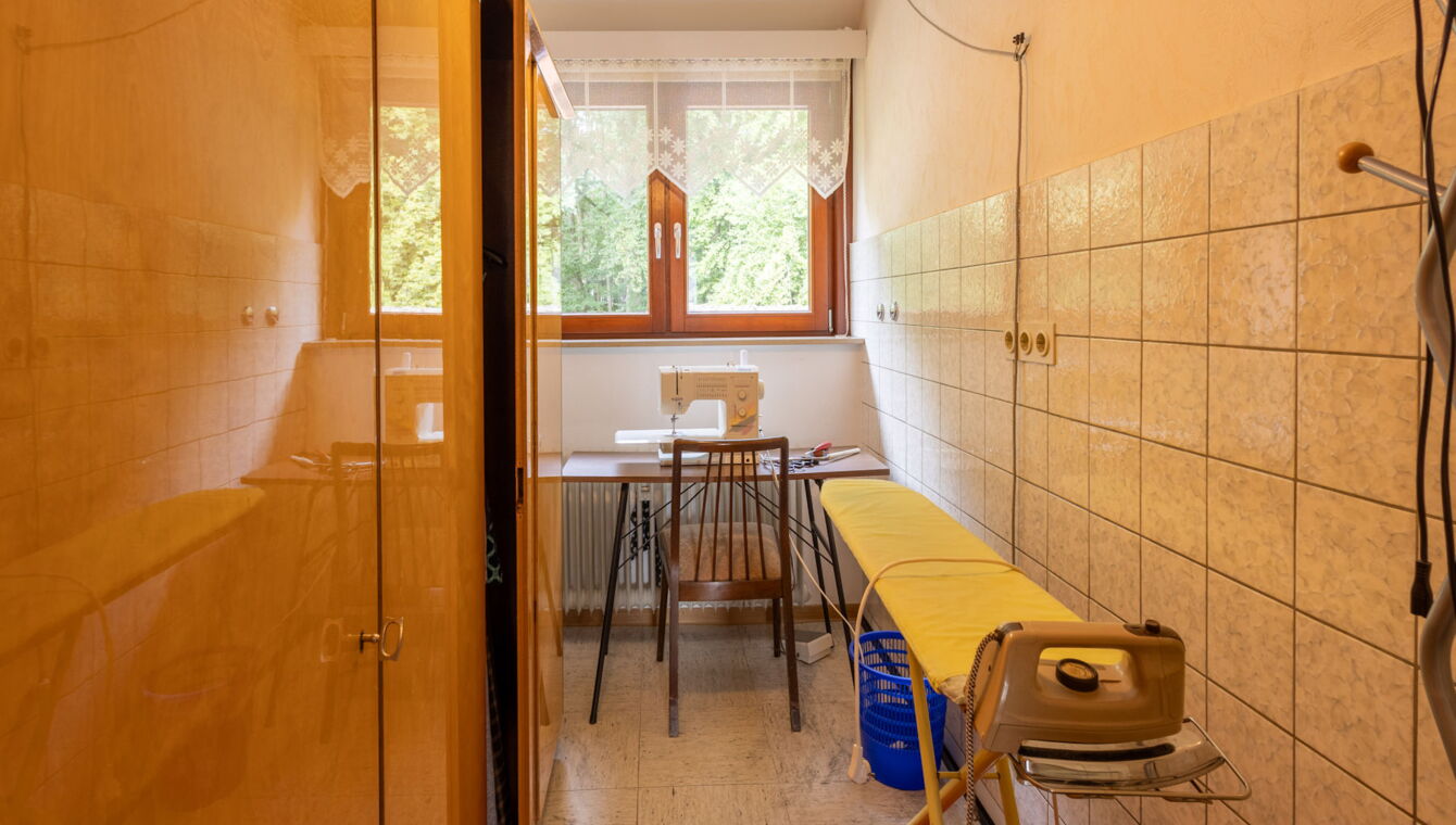 OG Bügelzimmer