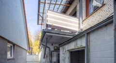 Rechte Seitenansicht, Blick zur Straße