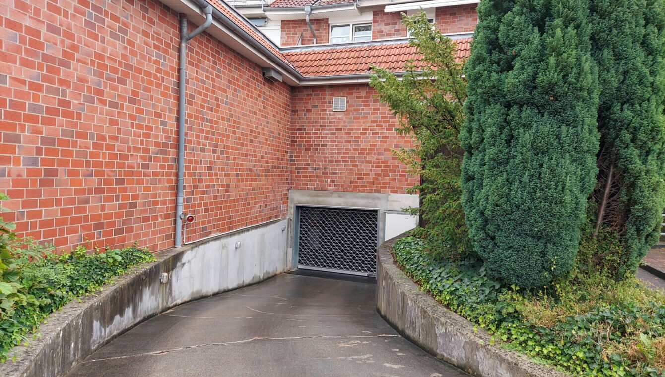 Tiefgaragenzufahrt