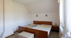 Schlafzimmer Nr.1