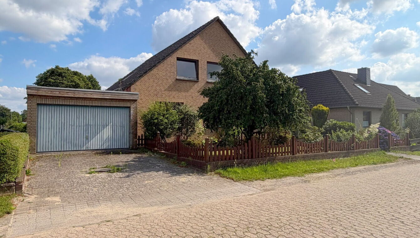 Straßenansicht